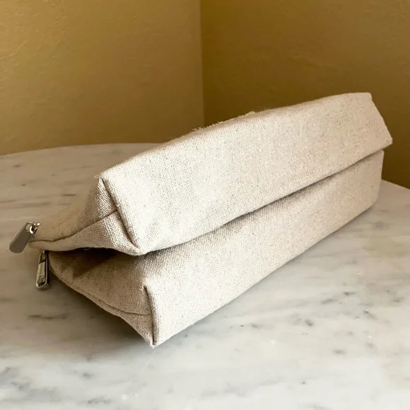 New DIOR Pouches - Picture 8 of 9